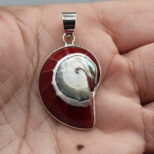 925 Sterling silver pendant set with red Nautilus shell