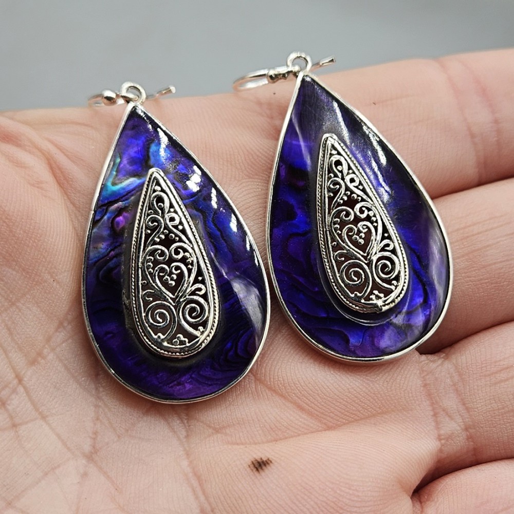 925 Sterling silver earrings set with Purple Abalone Schelp