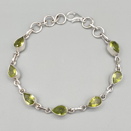 925 Sterling silver bracelet Facet cut peridot