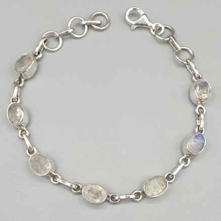 925 Sterling silver bracelet ovale facet cut moonstone