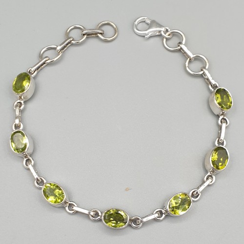 925 Sterling silver bracelet ovale facet cut peridot