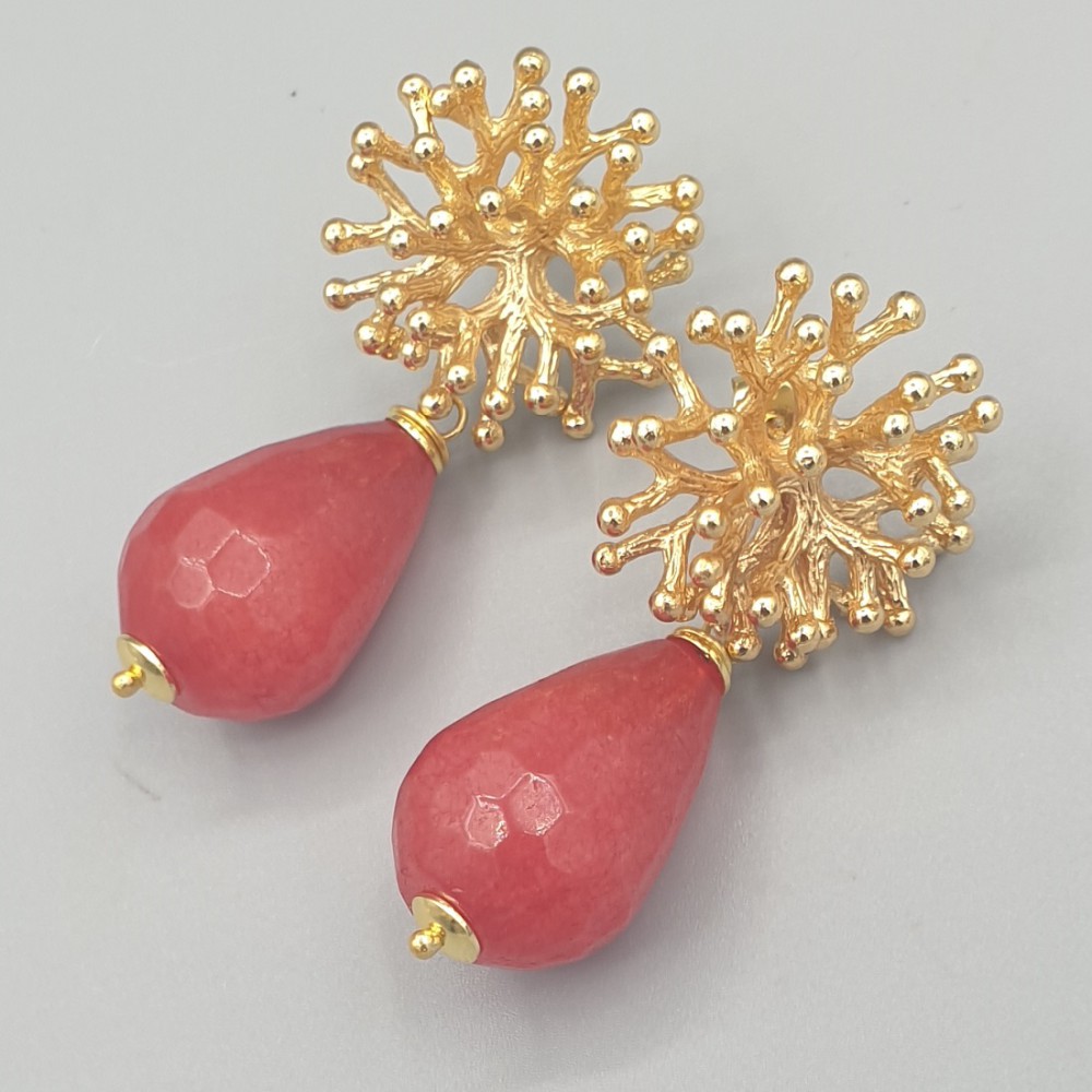 Gilded earrings with jade drop