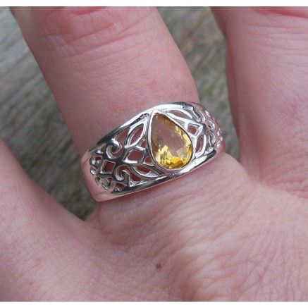 Silver ring set with drop shape facet citrine 18 mm