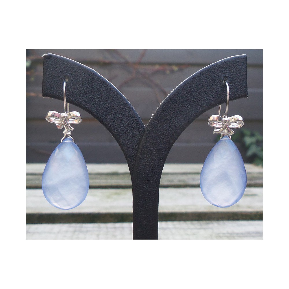 Silver earrings with blue chalcedone briolet