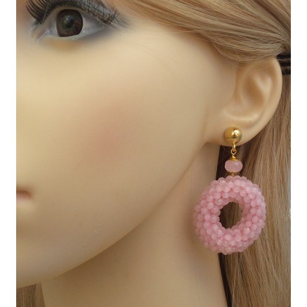 Gilded earrings ring of pink crystals and rose quartz