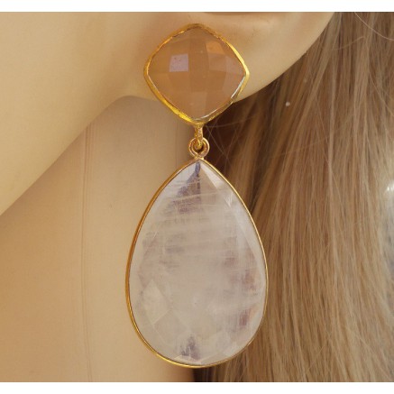 Gilded earrings with peach chalcedone and moonstone briolet