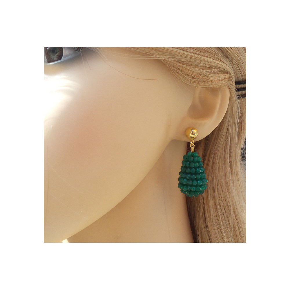 Gilded earrings with a drop of green Onyxen