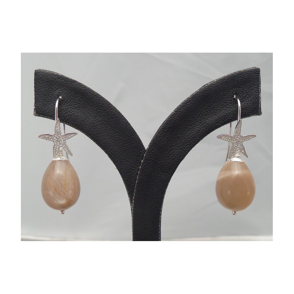 Silver earrings with tanning stone briolet