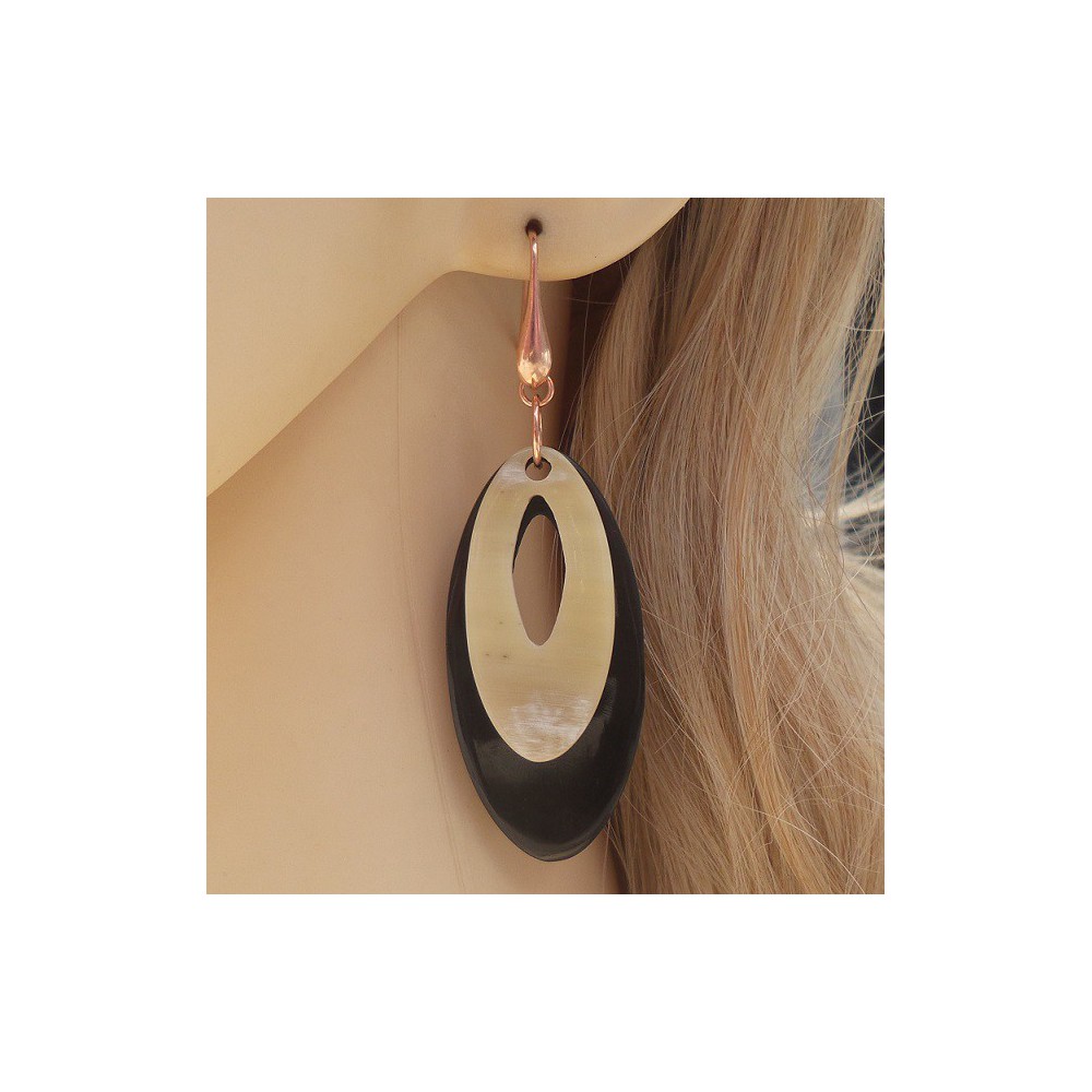 Rosé gilt earrings with oval buffalo horn