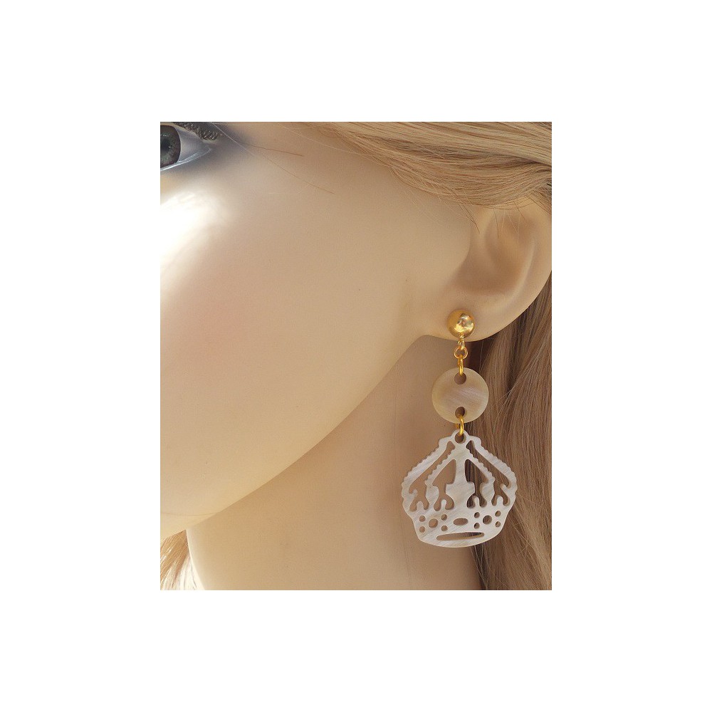 Gilded earrings with crowns of buffalo horn