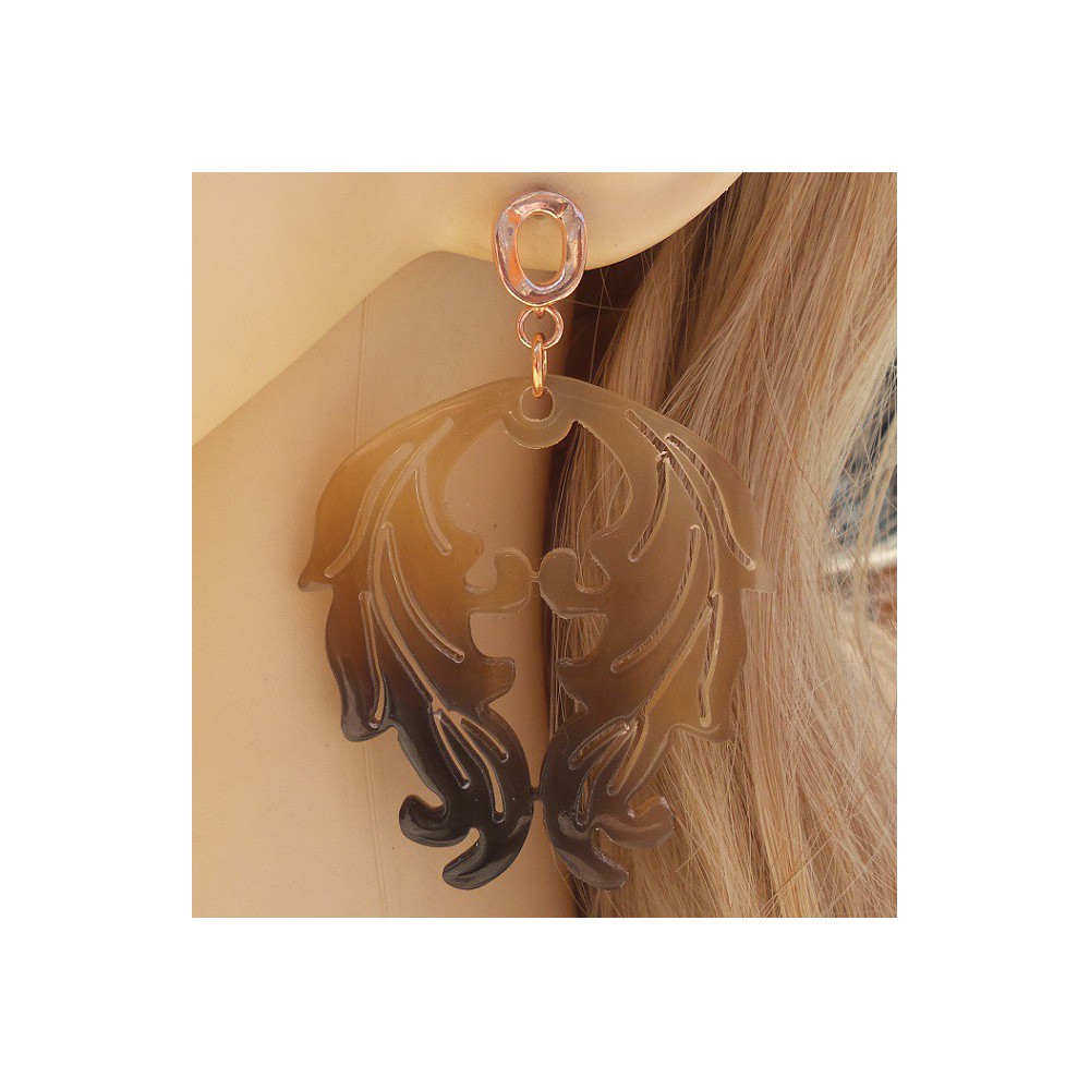 Rosé gilt earrings with buffalo horn