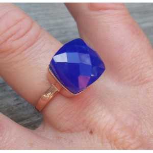 Rosé gold-plated ring set with blue Chalcedony