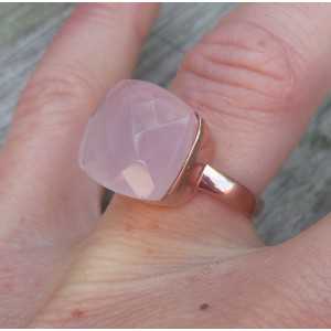 Rosé gold-plated ring set with pink Chalcedony