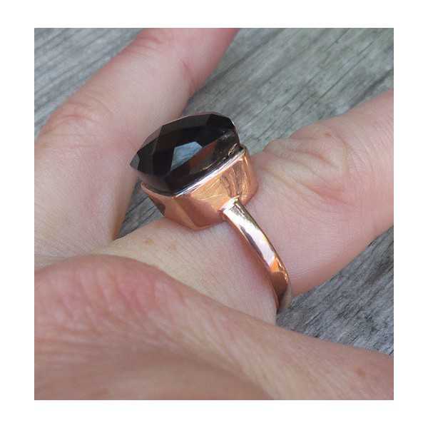 Rosé vergulde ring gezet met zwarte Onyx