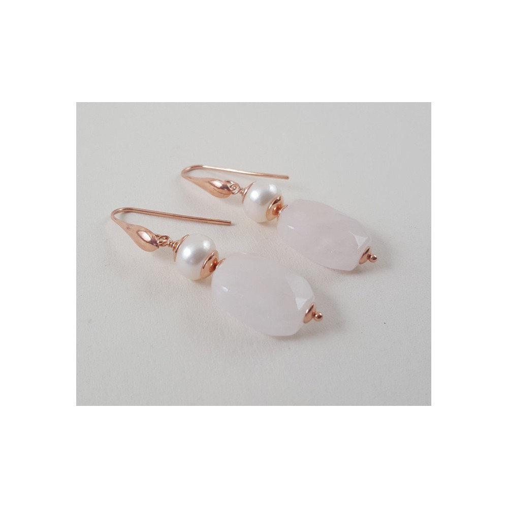 Rosé gilt earrings with rose quartz and pearl