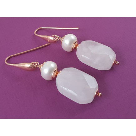 Rosé gilt earrings with rose quartz and pearl