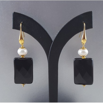 Gold vergoldete Ohrringe mit schwarzem Onyx und Perle