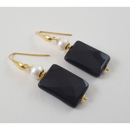 Gold vergoldete Ohrringe mit schwarzem Onyx und Perle