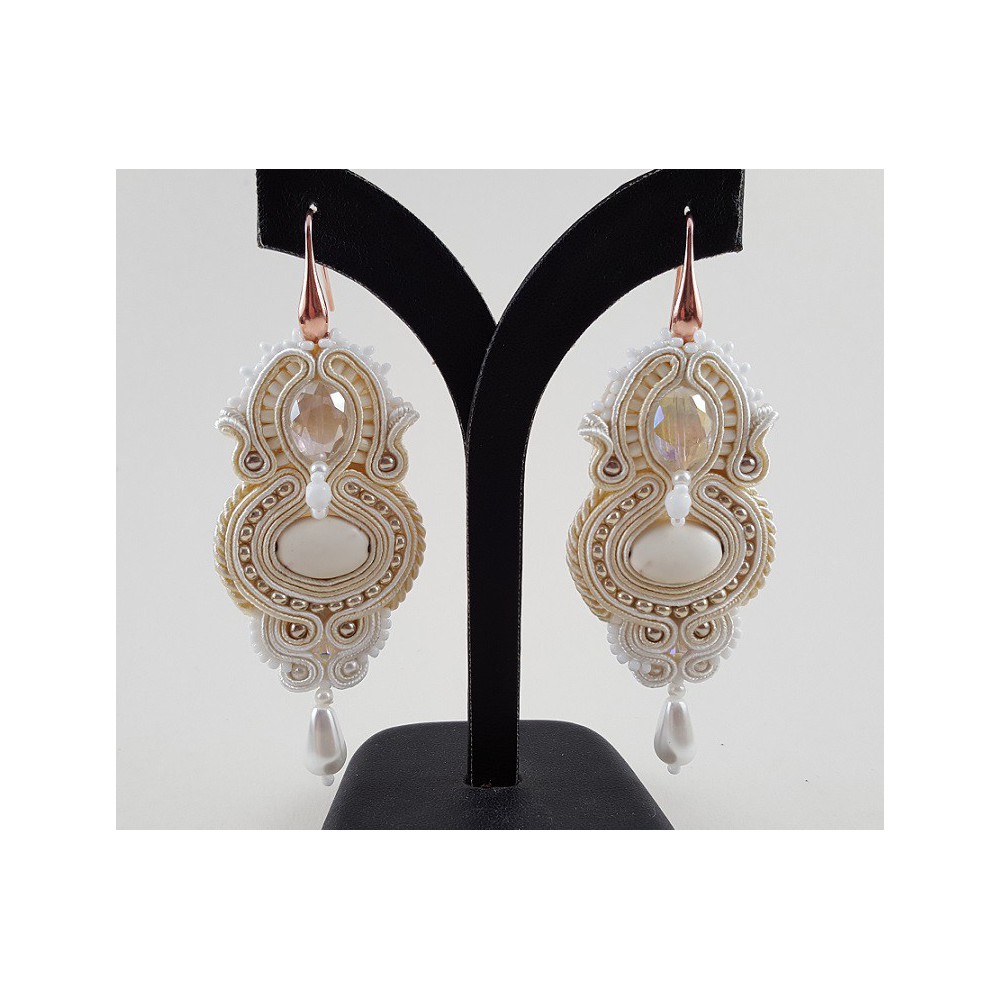 Rosé gilt earrings with handmade pendant