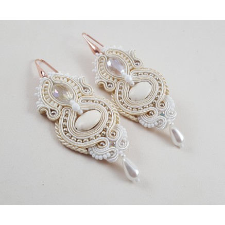 Rosé gilt earrings with handmade pendant