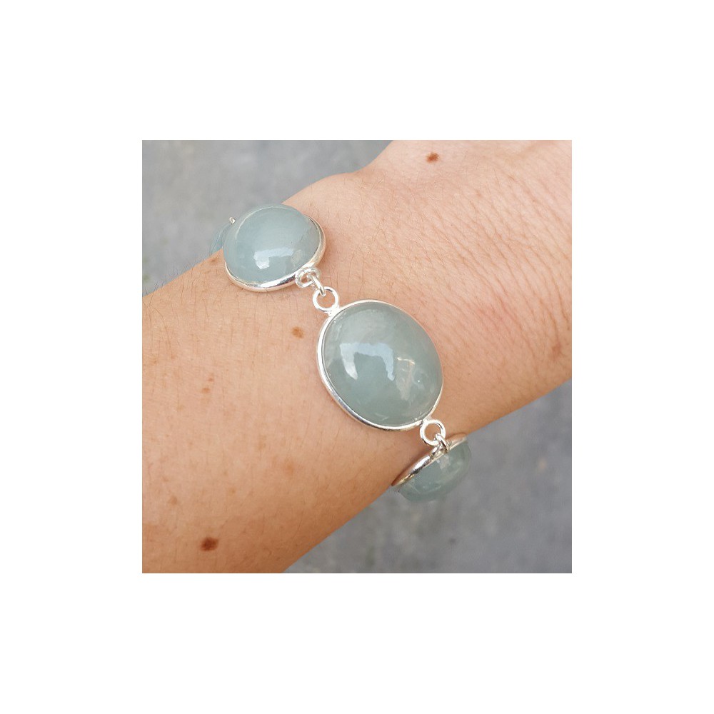 Silver bracelet set with Cabochon cut aquamarine