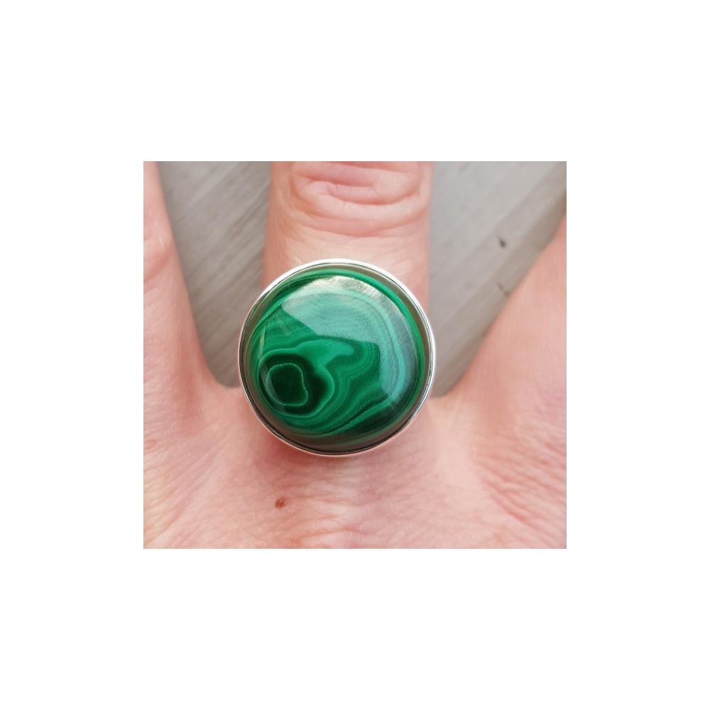 Silver ring set with round malachite 19.3 mm