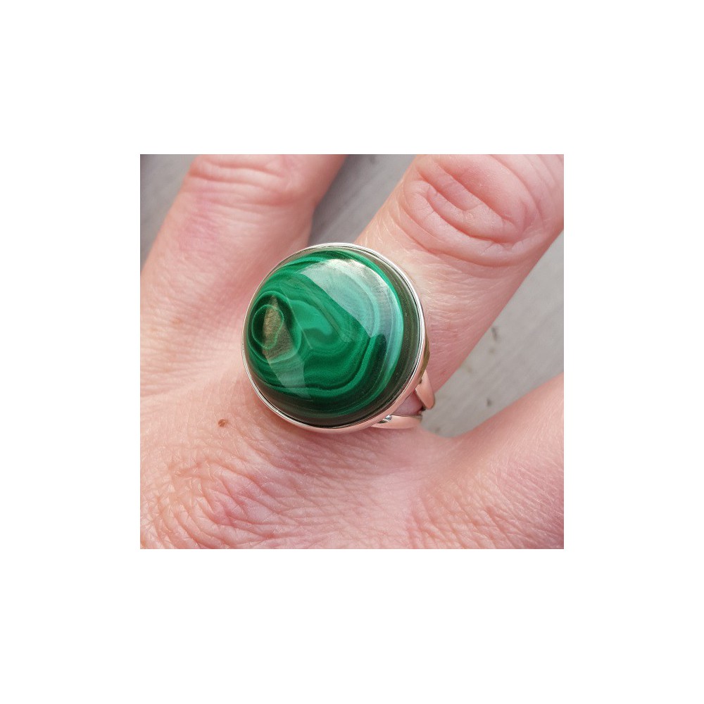 Silver ring set with round malachite 19.3 mm