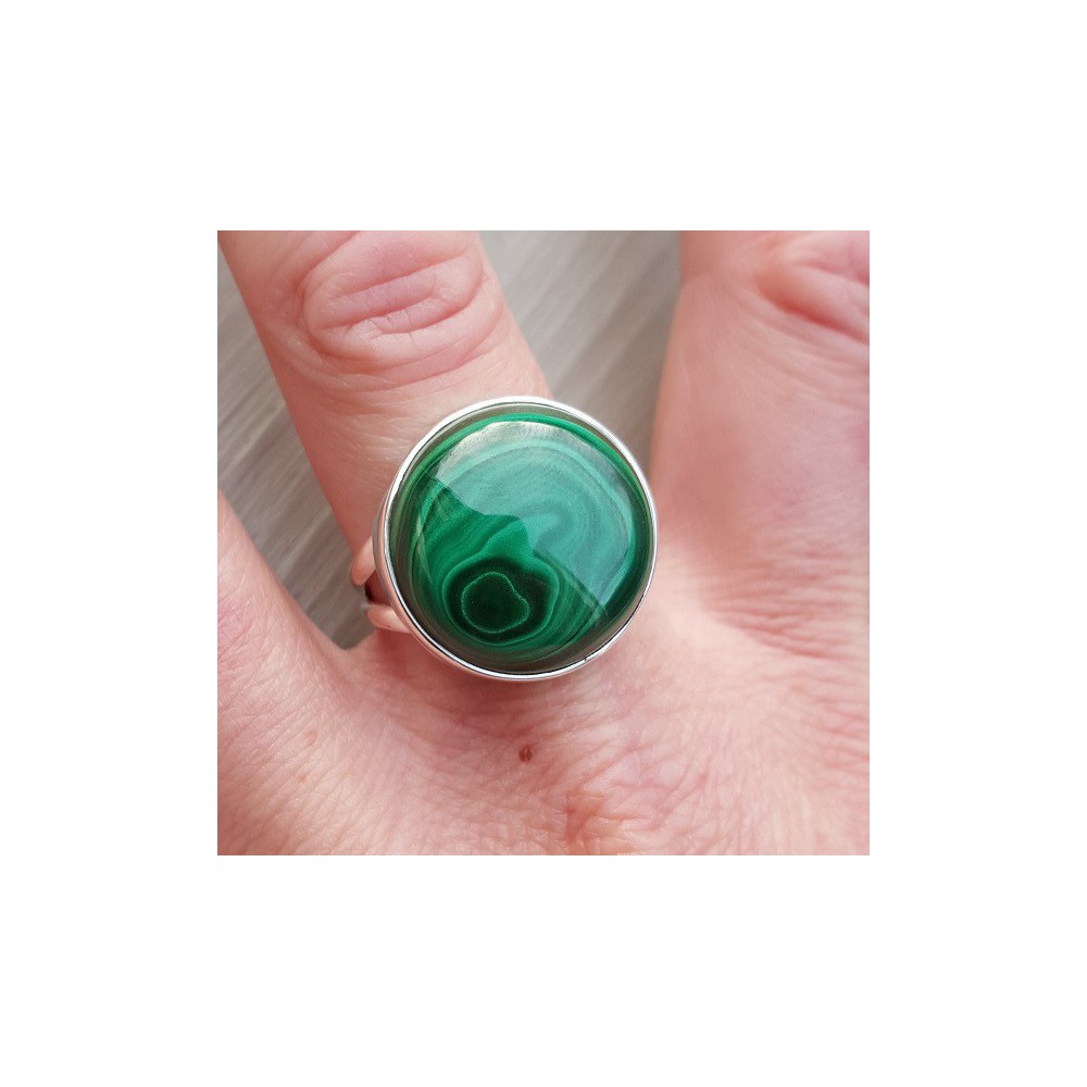 Silver ring set with round malachite 19.3 mm