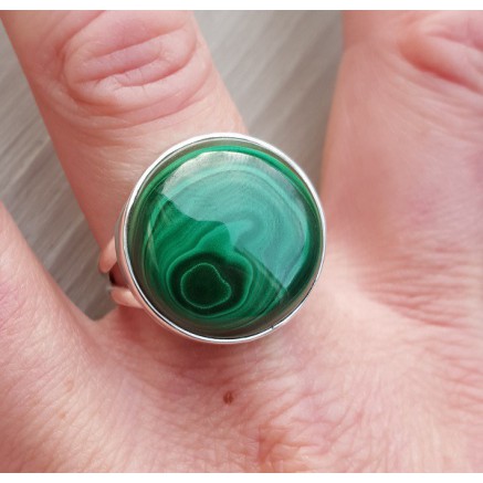 Silver ring set with round malachite 19.3 mm