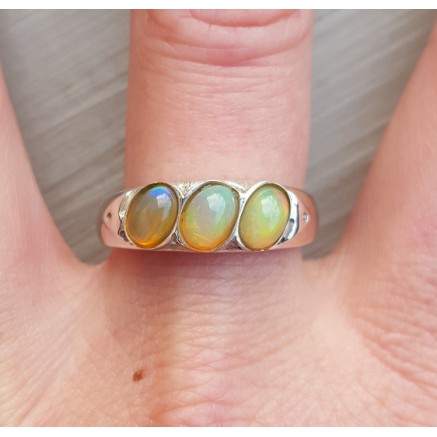 Silver ring set with three ethiopsiche opals 19.7 mm