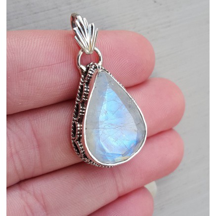 Silver pendant Facet Moonstone Put in edited setting