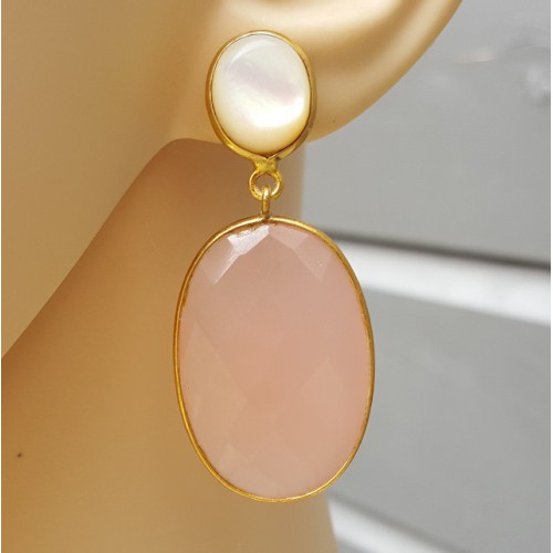 Gold gilded earrings with pink chalcedone and mother -of -pearl