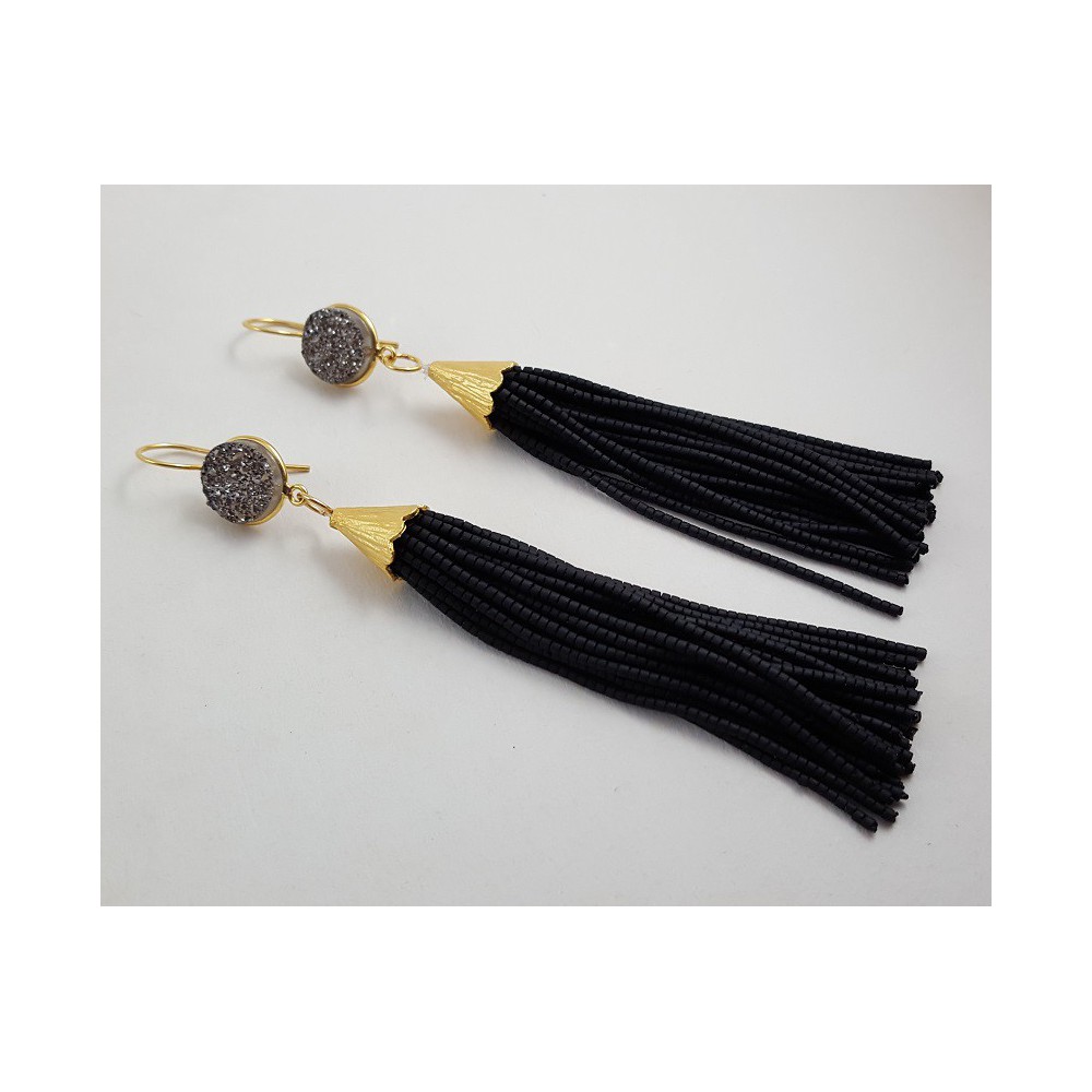 Gilt tassel earrings of black stones and druzy titanium