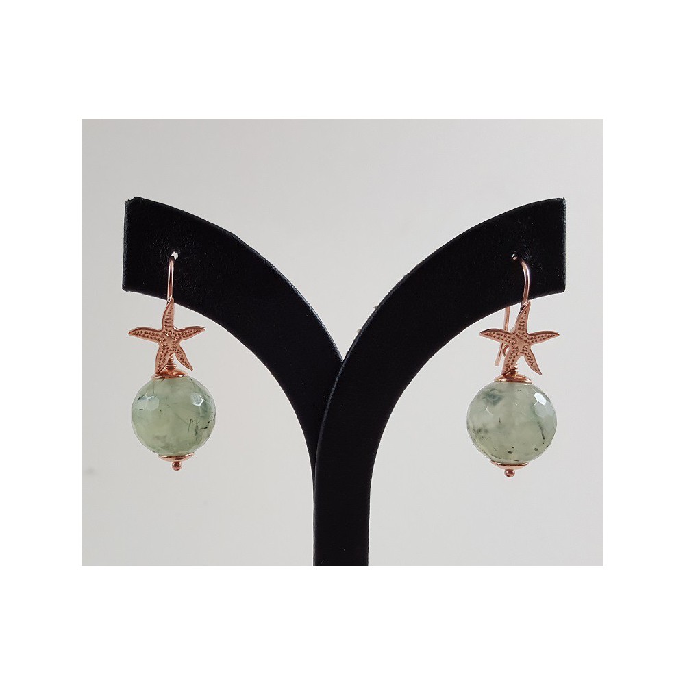 Earrings with round facet sharpened prehniet