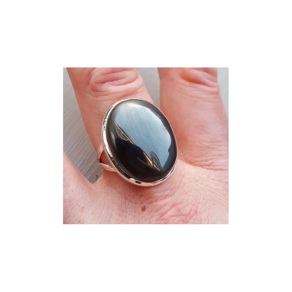 Silver ring set with hematite 18 mm