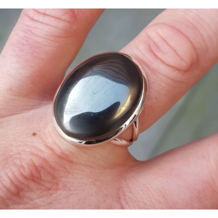 Silver ring set with hematite 18 mm