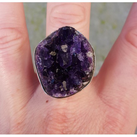 Silver ring set with rough amethyst 20.5 mm