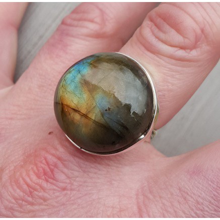 Silver ring set with round Cabochon Labradorite 17.7 mm