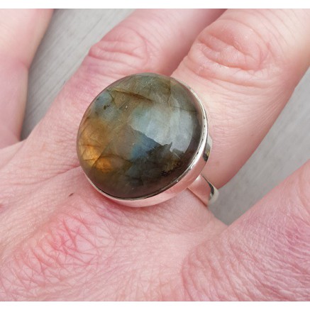 Silver ring set with round Cabochon Labradorite 17.7 mm