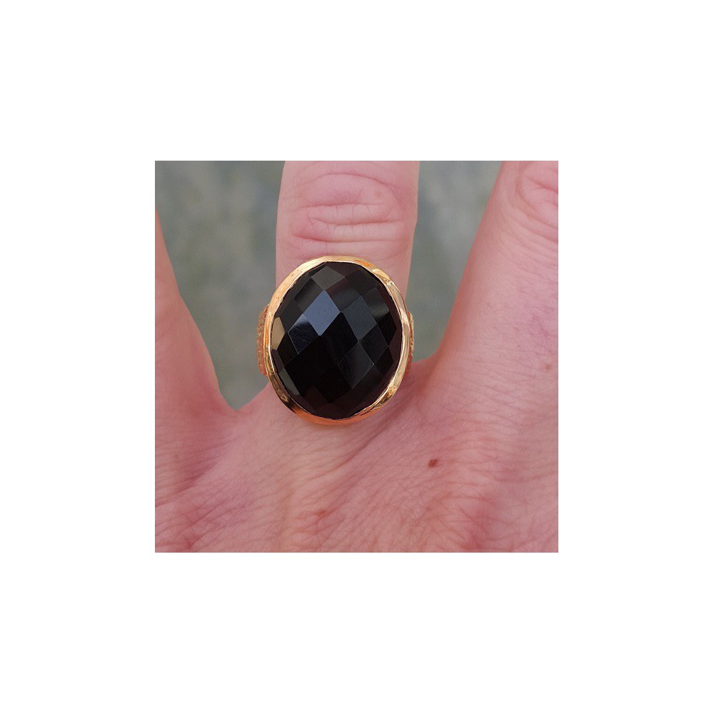 Rosé gilt ring set with black onyx 17 mm